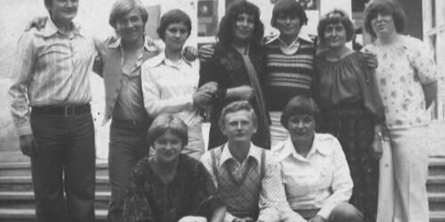 Zdjęcia uczniów i nauczycieli w latach 1970 - 1990