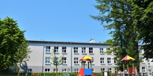 Budynek szkoły w nowej odsłonie po termomodernizacji  2018/2019